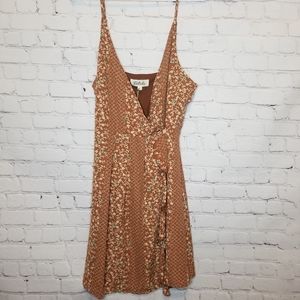 Listicle patchwork Sleeveless wrap dress